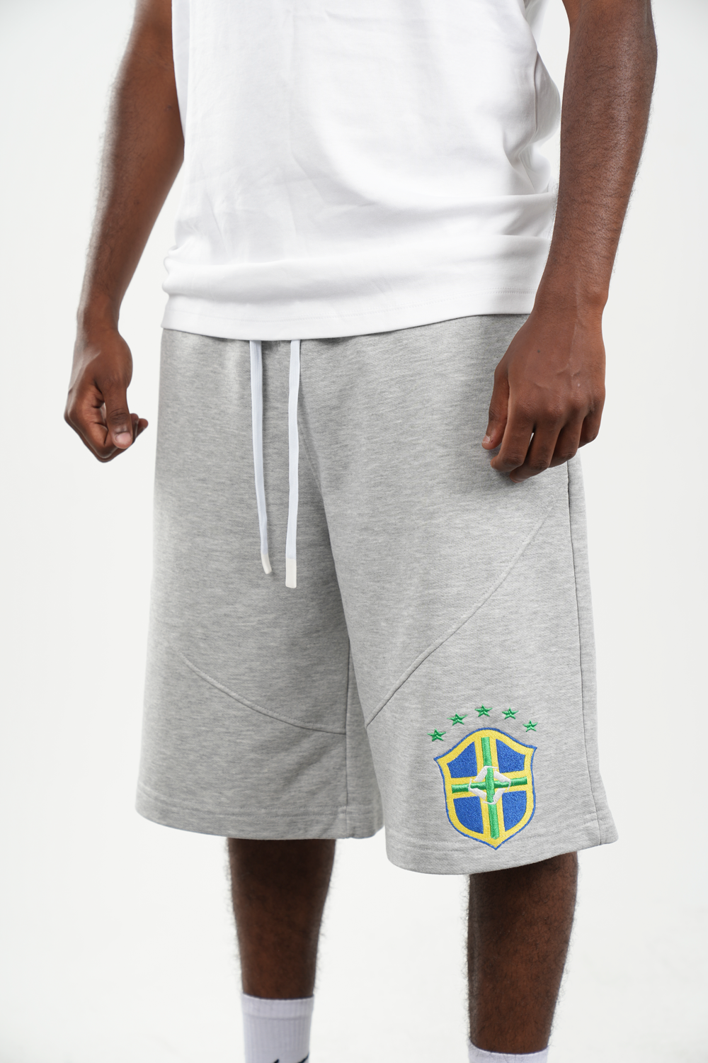 LUCA S’25 — Grey Risky Short