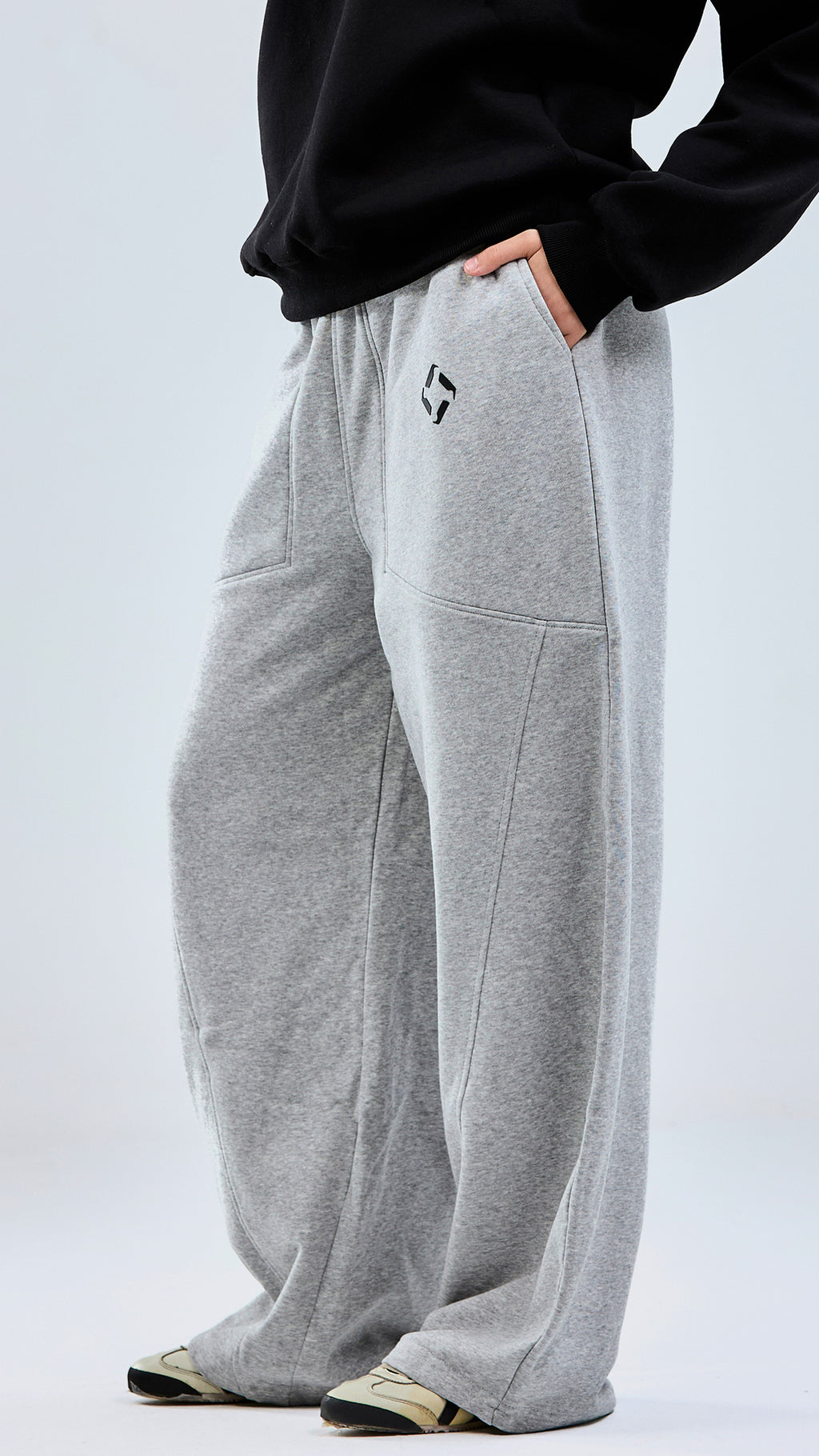 LUCA Wide Sweatpants